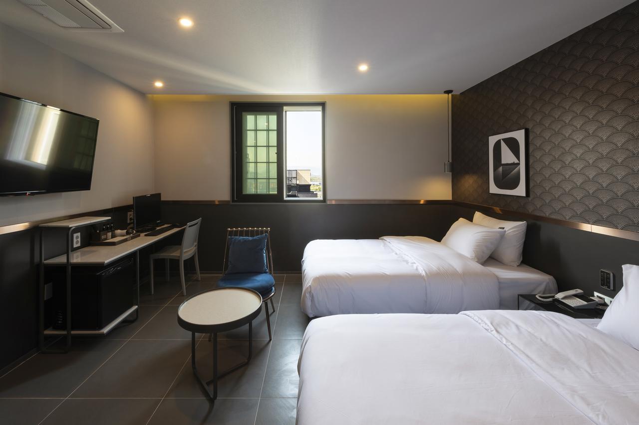 คูโพ บราวน์-ดอท โฮเทล Hotel ปูซาน ภายนอก รูปภาพ