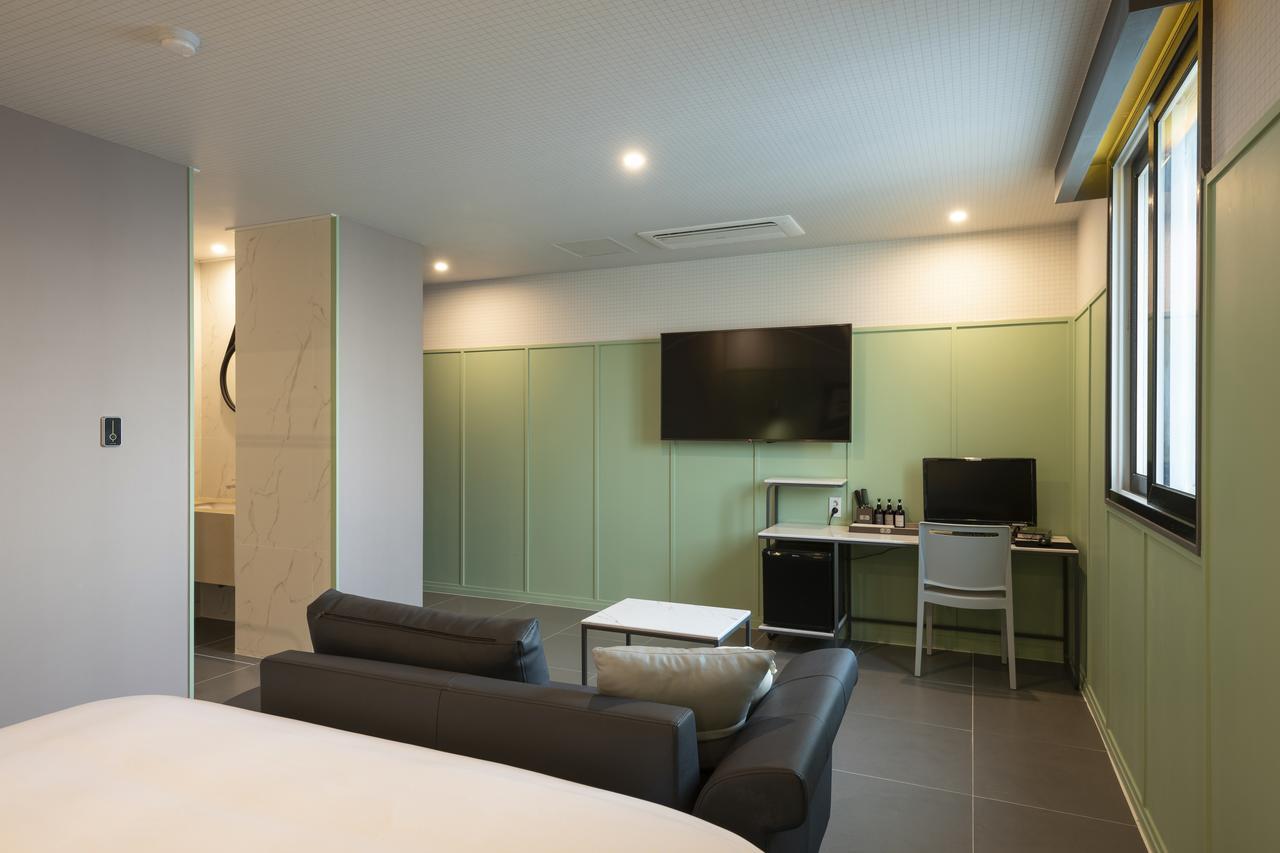 คูโพ บราวน์-ดอท โฮเทล Hotel ปูซาน ภายนอก รูปภาพ